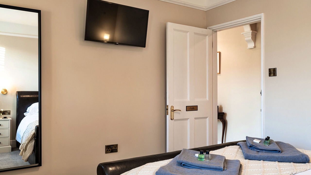 Photo of Bedroom in Gweek