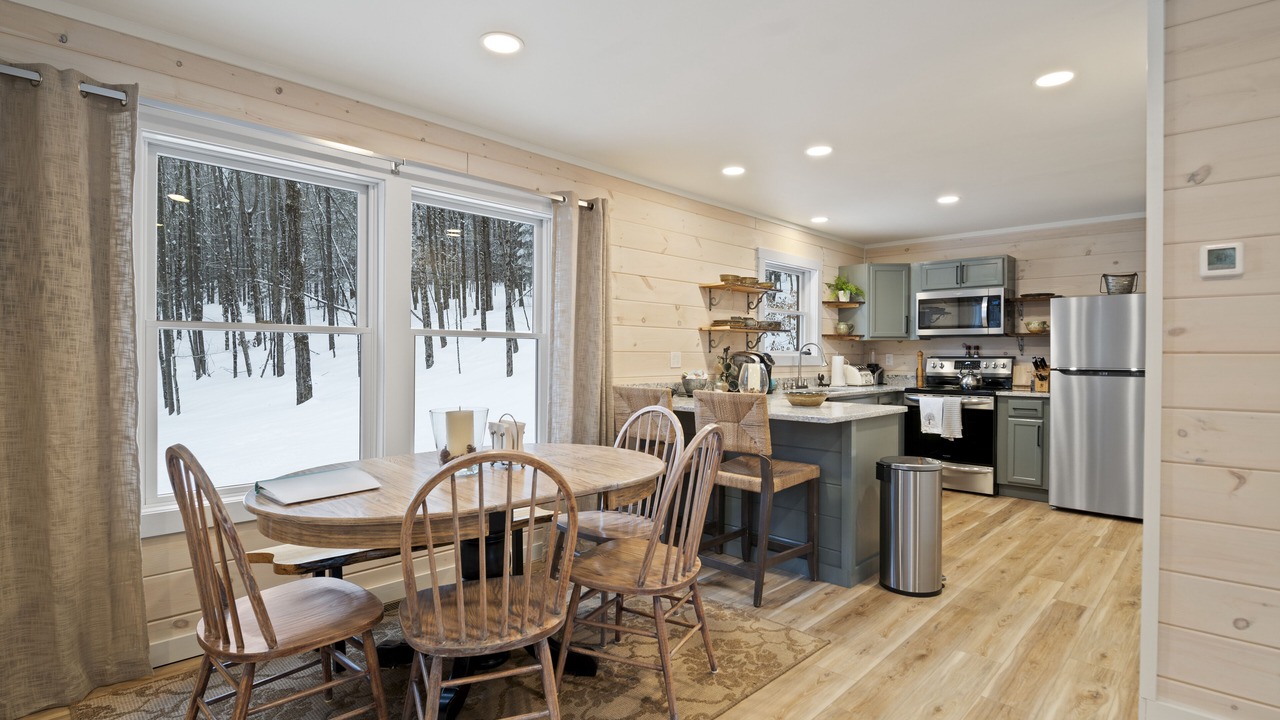 Photo of Others in North River