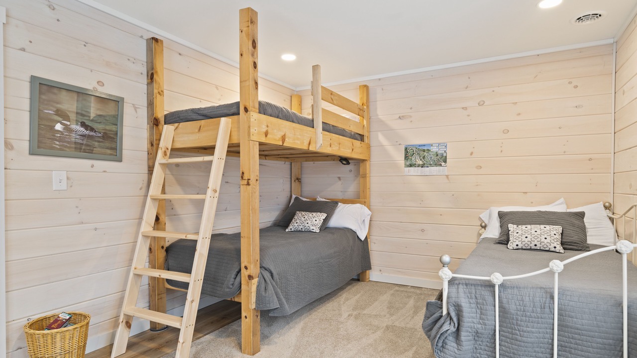 Photo of Bedroom in North River