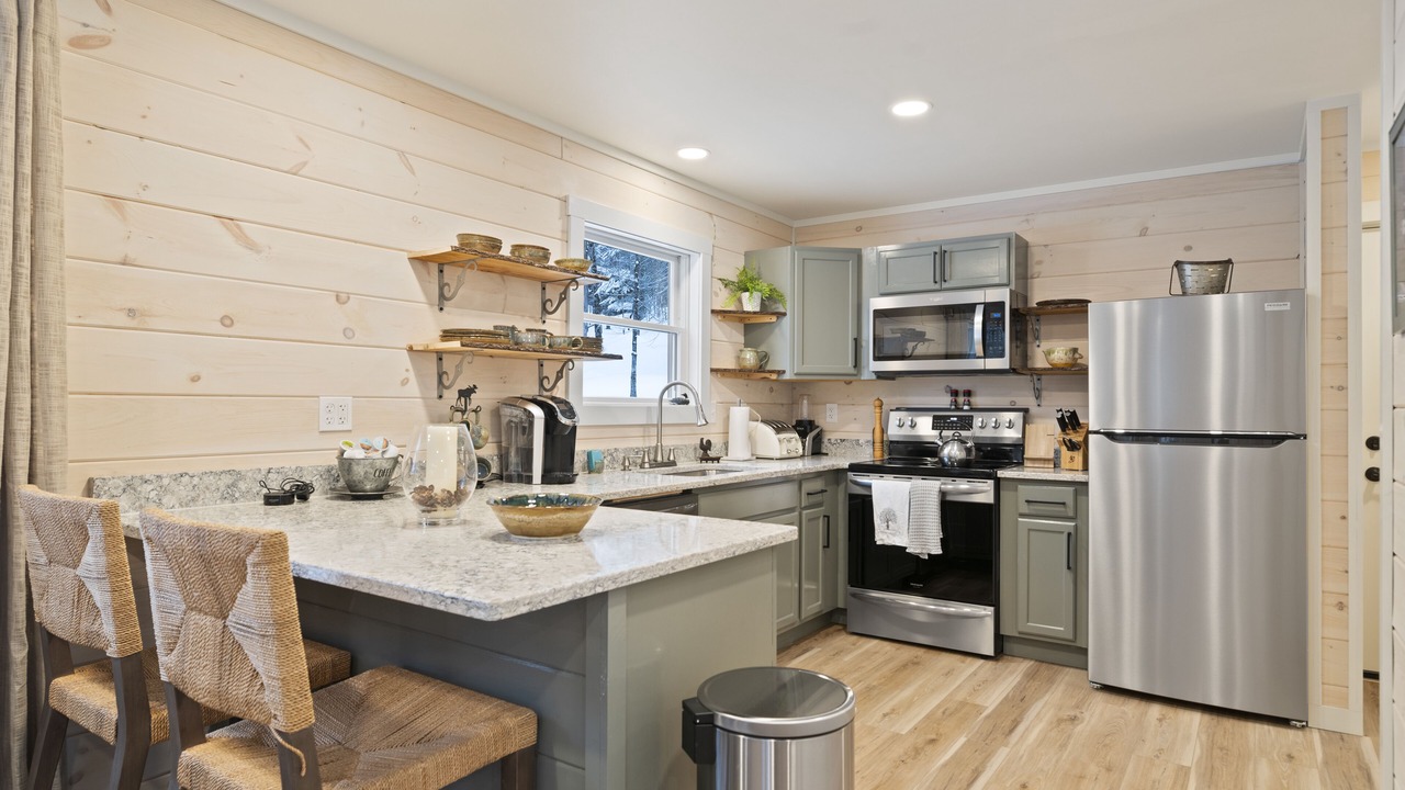 Photo of Others in North River