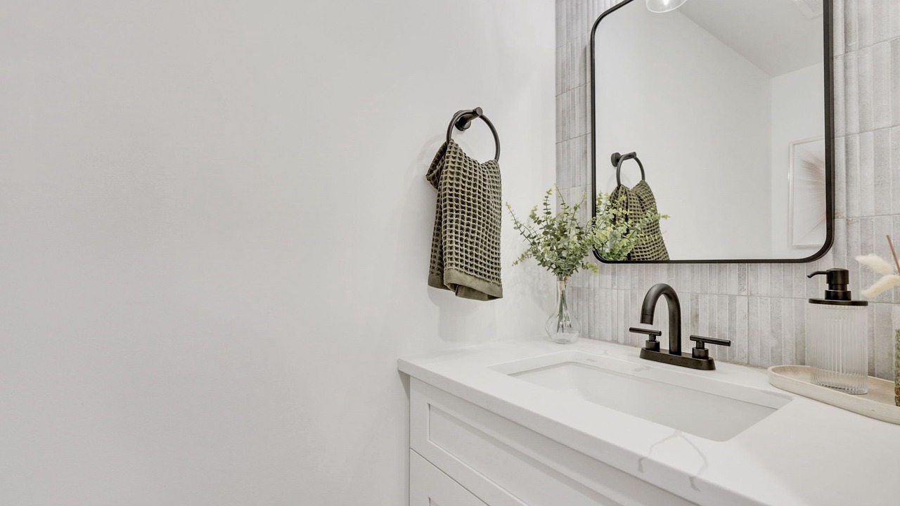 Photo of Bathroom in Del Ray