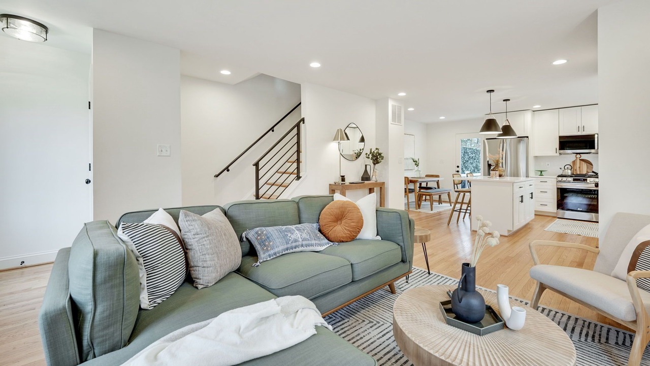 Photo of Livingroom in Del Ray