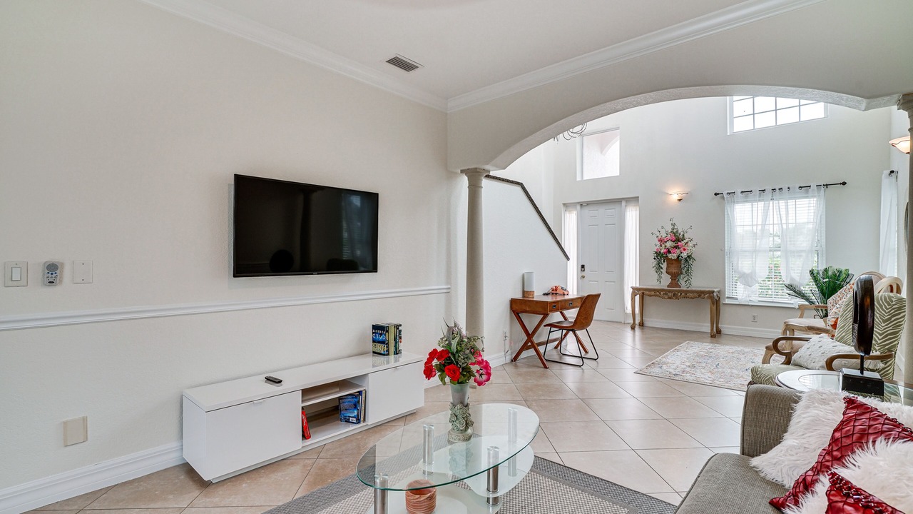 Photo of Livingroom in Caloosahatchee