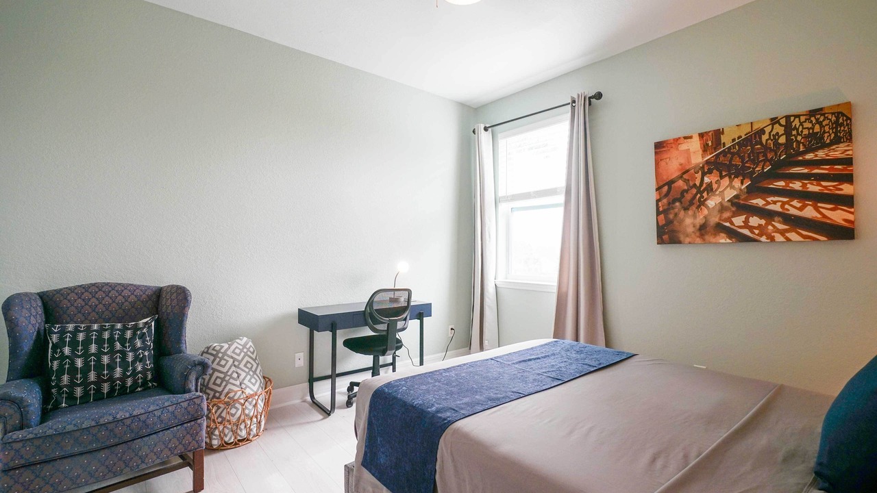Photo of Bedroom in Caloosahatchee