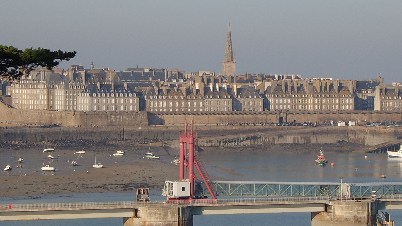 Photo of Others in Dol-de-Bretagne