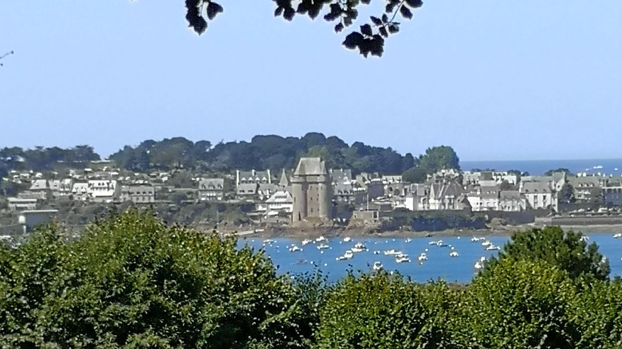 Photo of Others in Dol-de-Bretagne