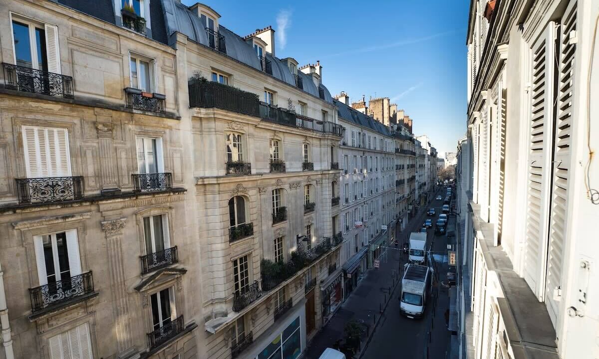 Photo of Patio Balcony in 17th Arrondissement