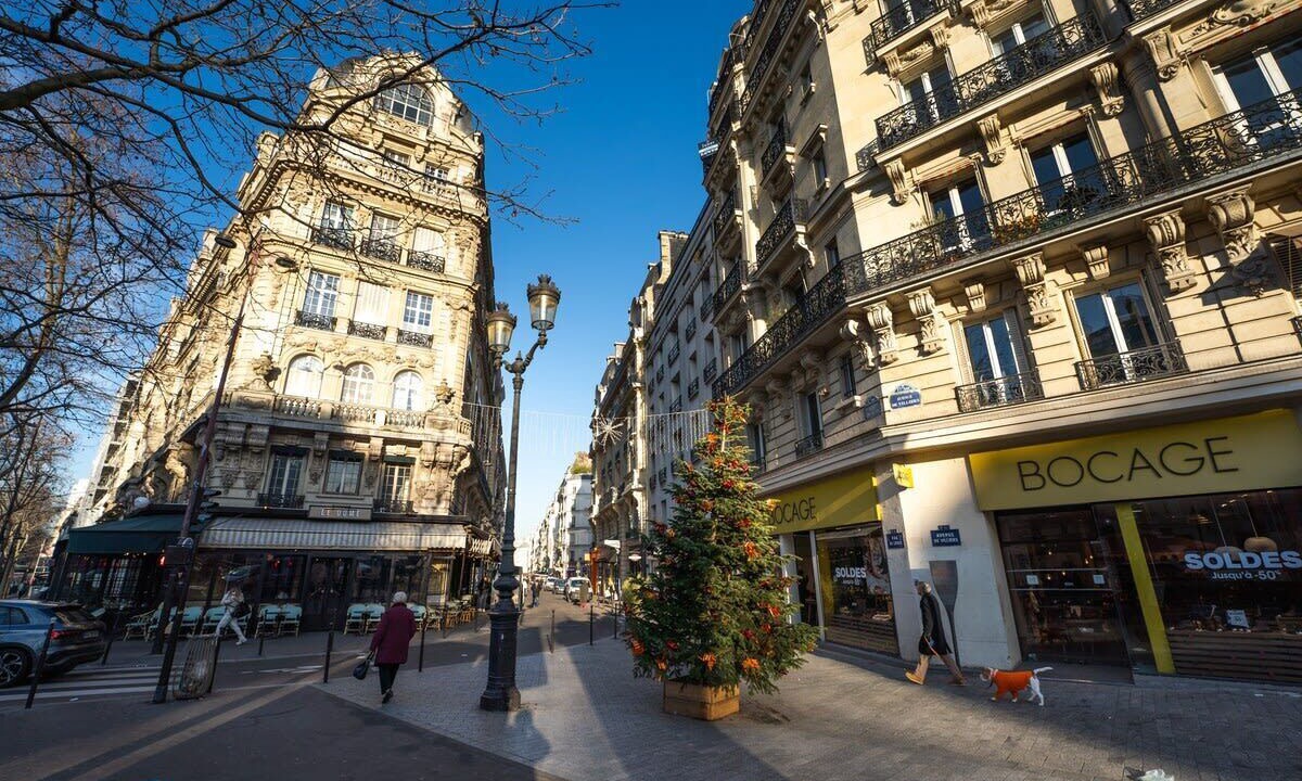 Photo of Bathroom in 17th Arrondissement