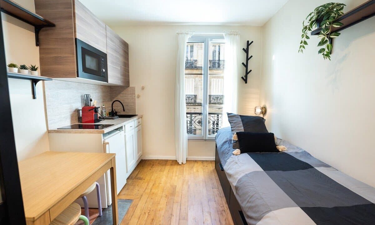 Photo of Bedroom in 17th Arrondissement