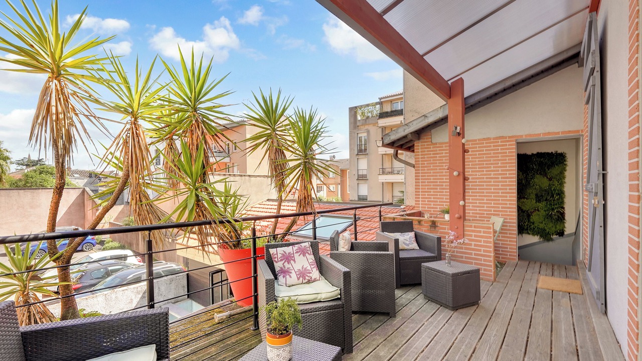 Photo of Patio Balcony in Minimes - Barriere de Paris