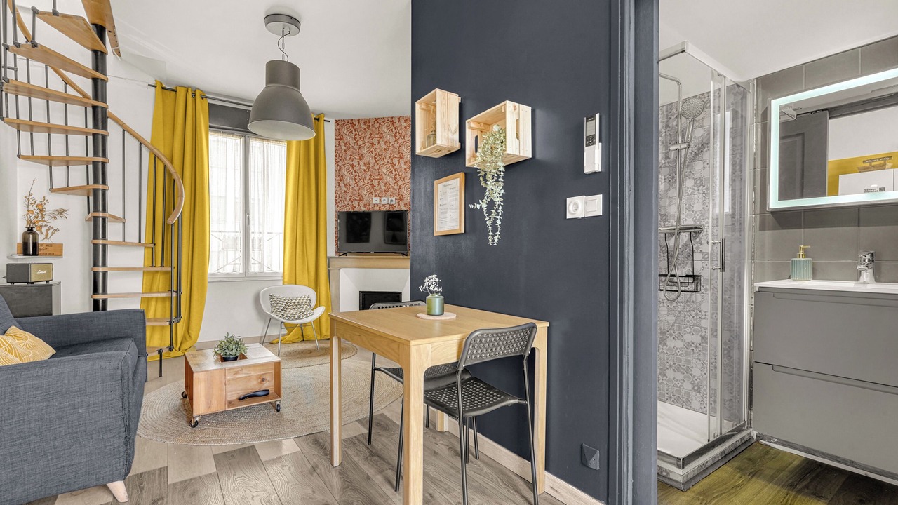 Photo of Livingroom in Minimes - Barriere de Paris