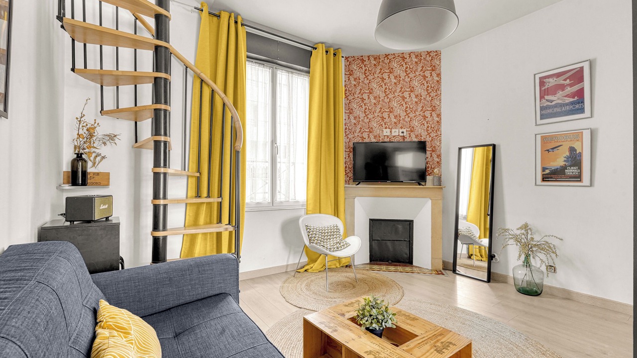 Photo of Livingroom in Minimes - Barriere de Paris