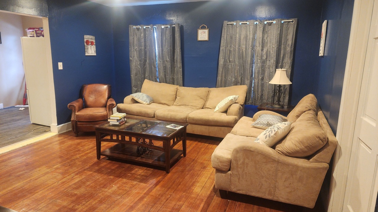 Photo of Livingroom in Meriden