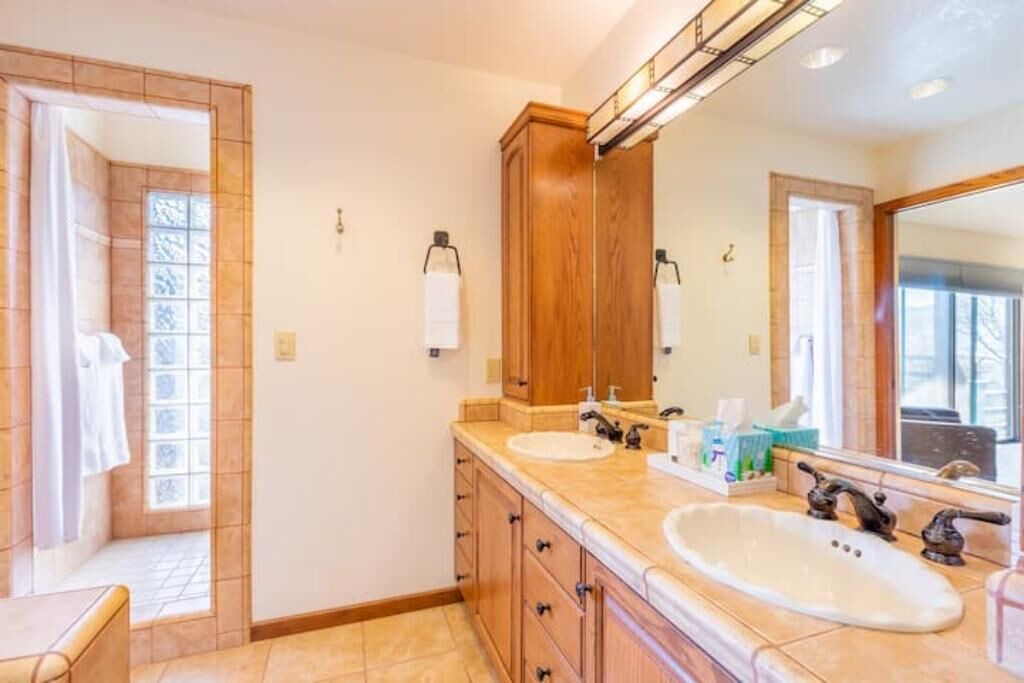 Photo of Bathroom in Ukiah