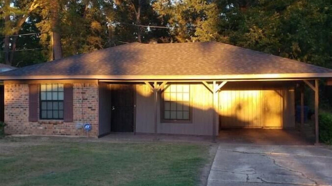 Photo of Outdoor in Monroe