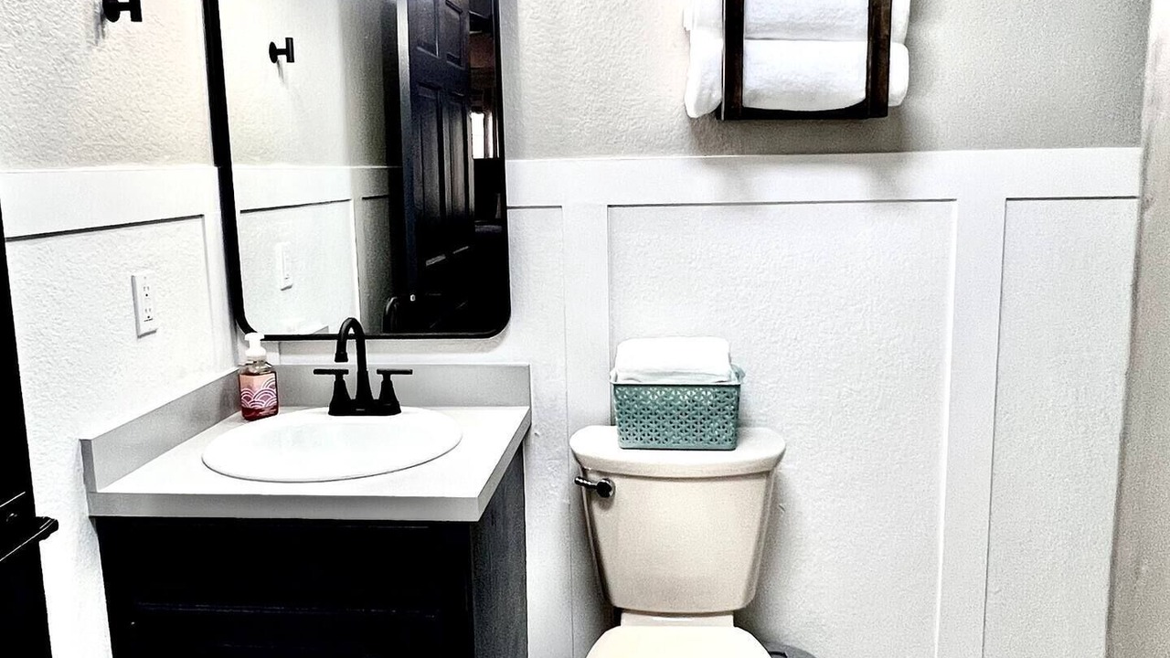 Photo of Bathroom in Redlick