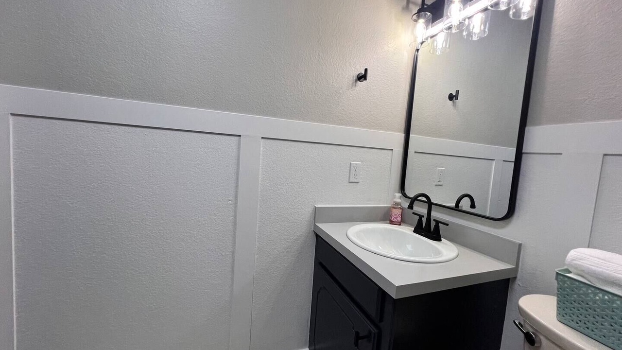 Photo of Bathroom in Redlick