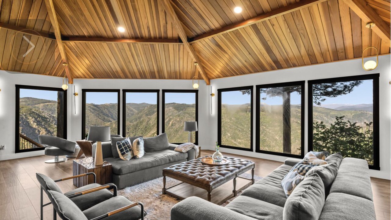 Photo of Livingroom in Pollock Pines