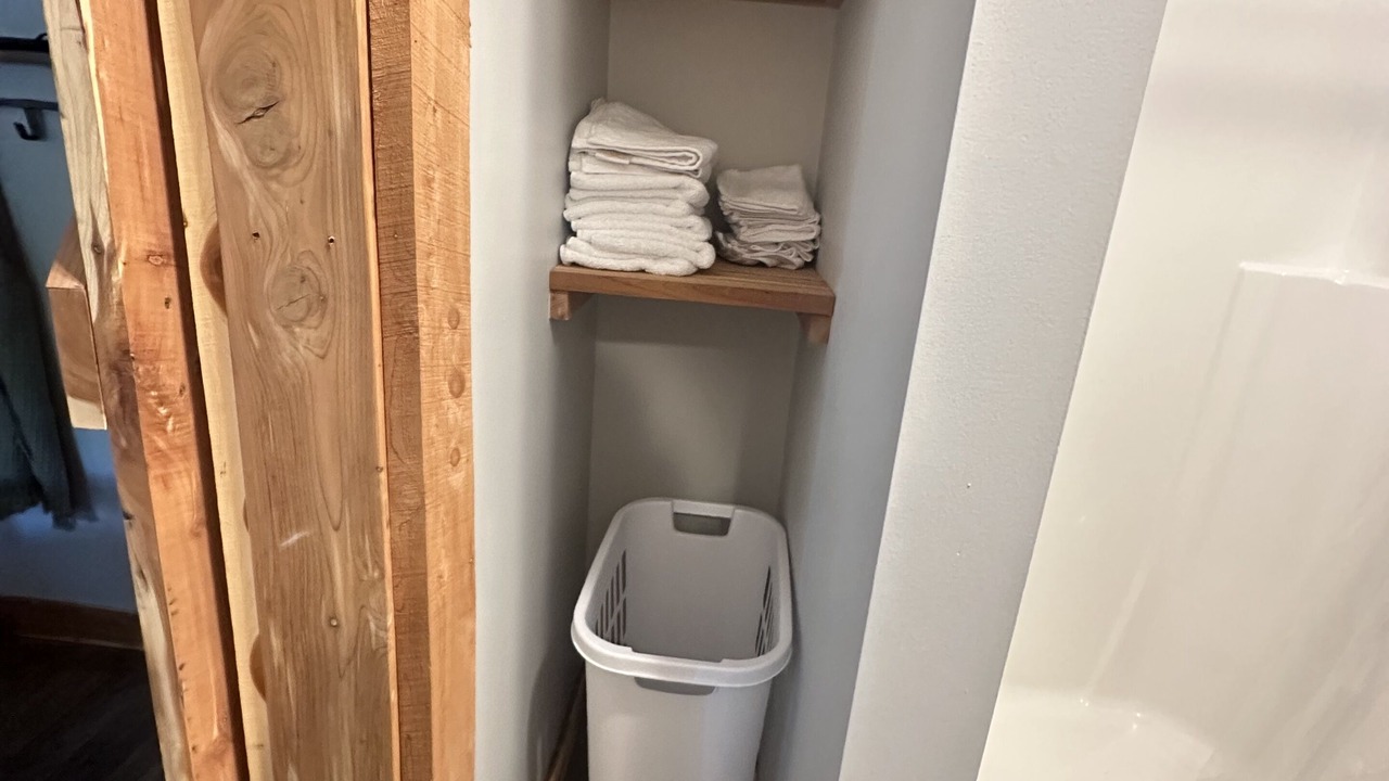 Photo of Bathroom in Roach