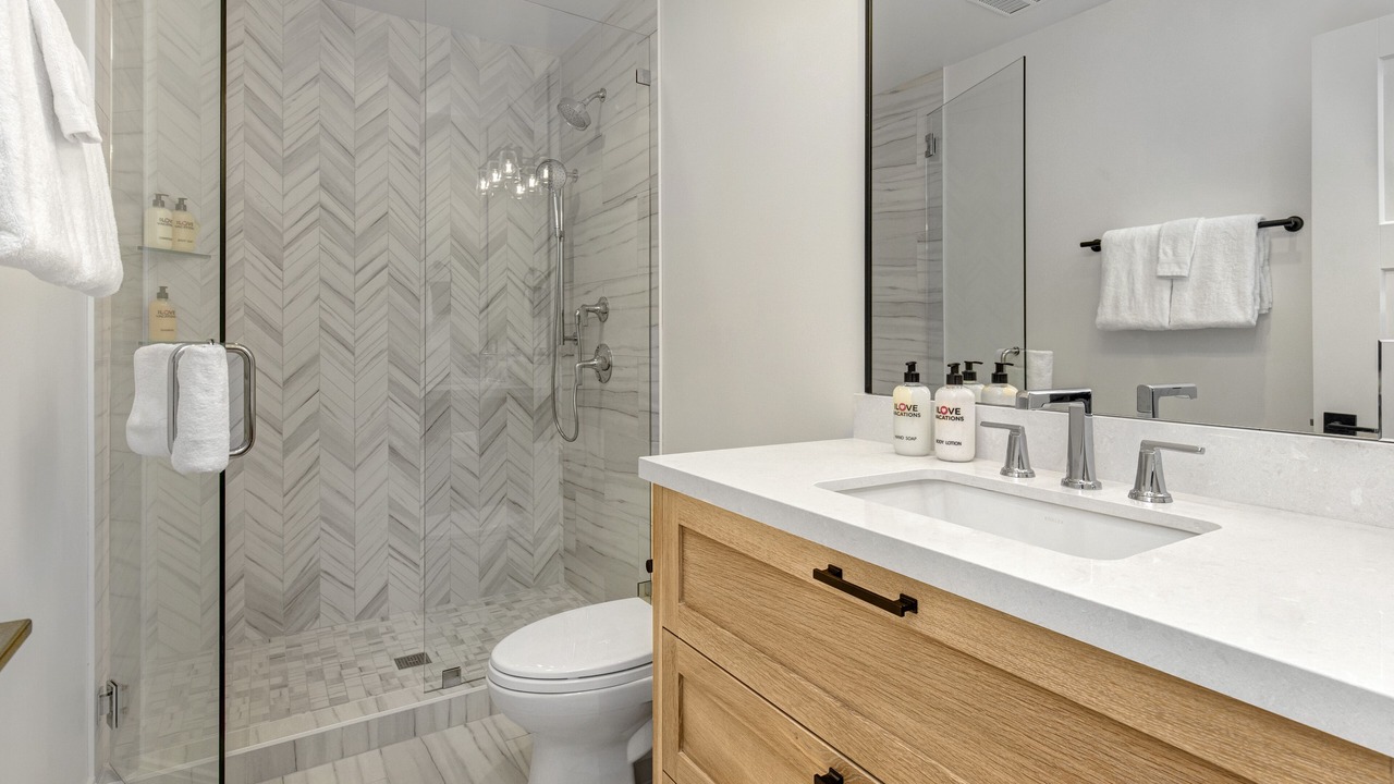 Photo of Bathroom in Park Meadows