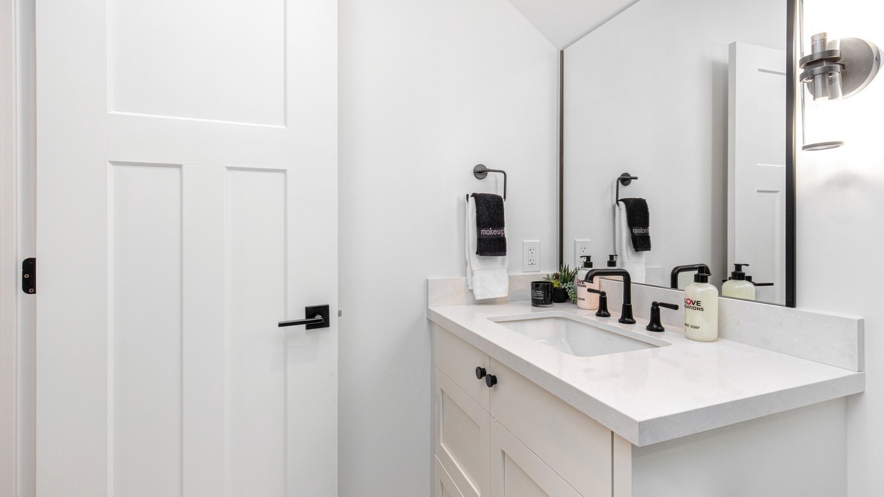Photo of Bathroom in Park Meadows