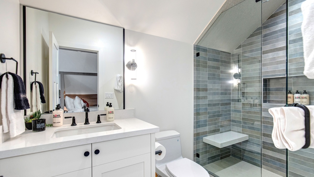 Photo of Bathroom in Park Meadows