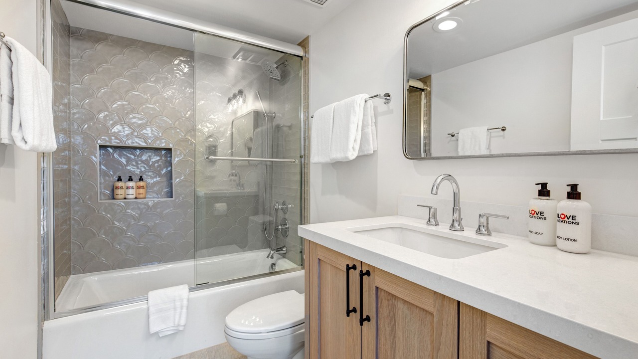 Photo of Bathroom in Park Meadows