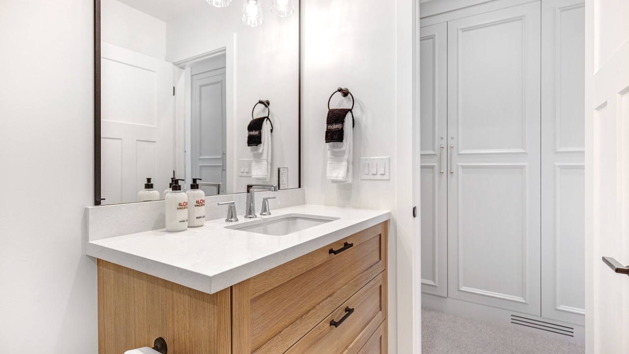 Photo of Bathroom in Park Meadows