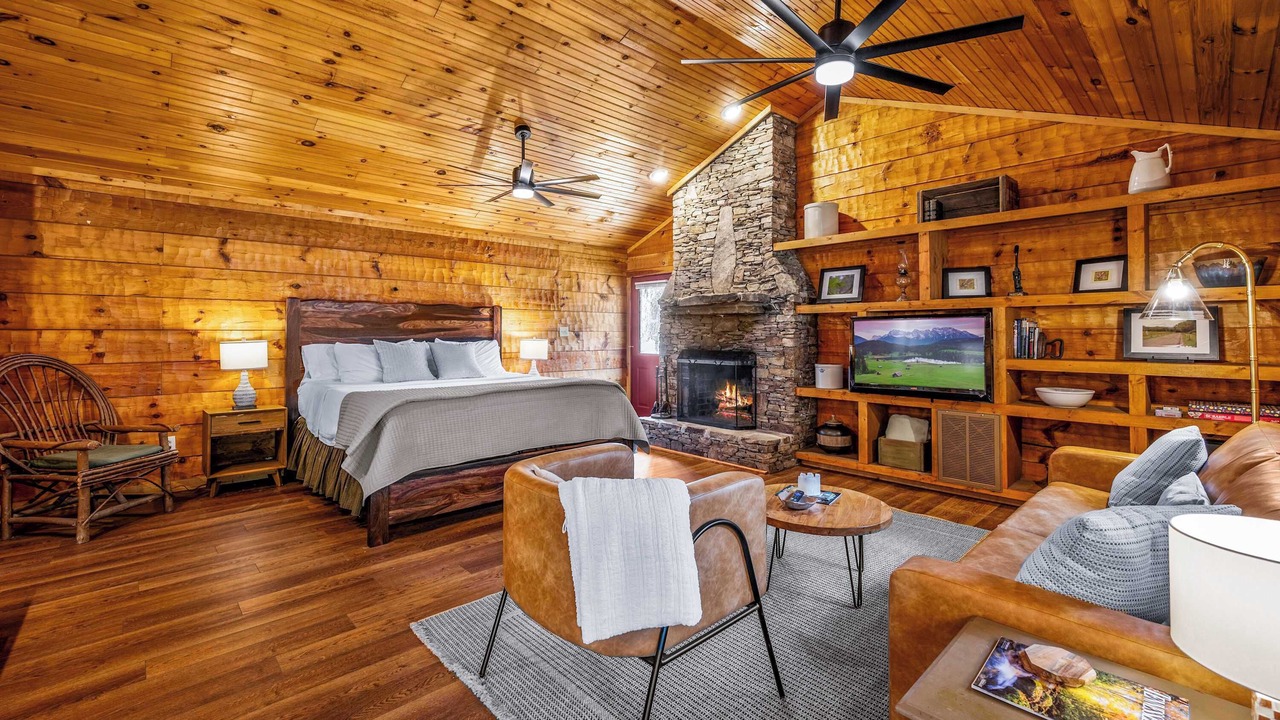 Photo of Bedroom in Townsend