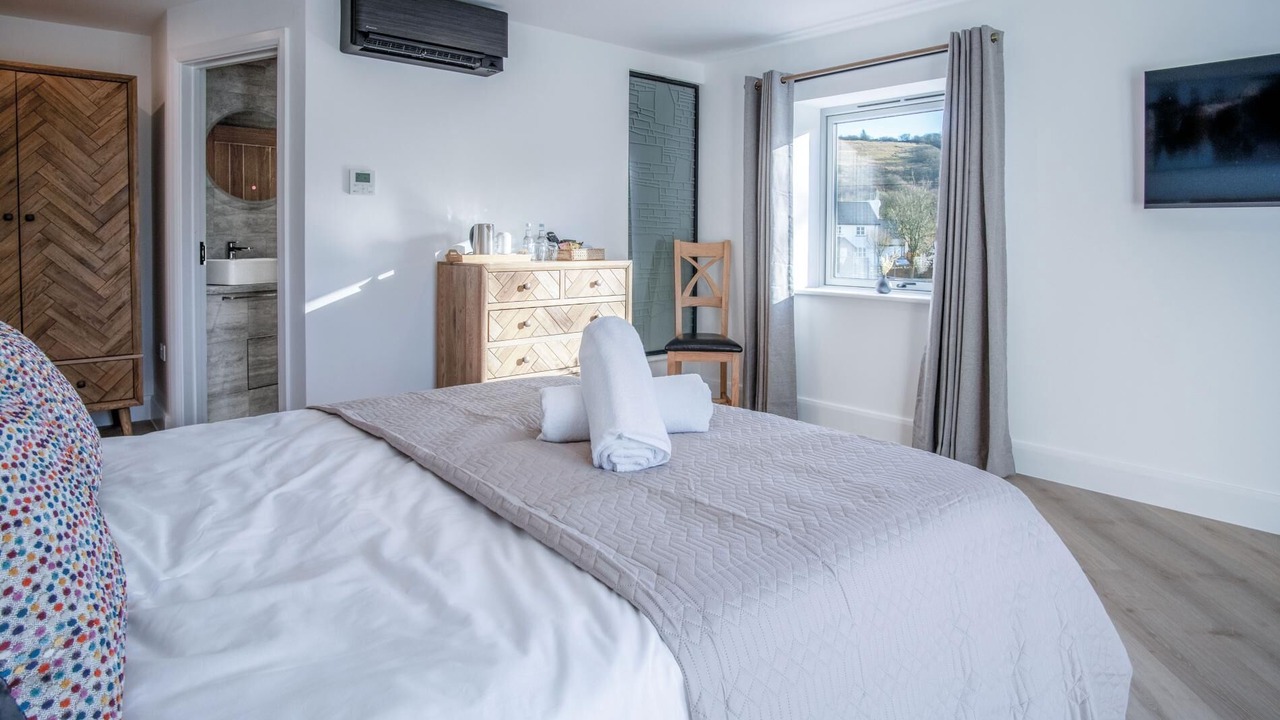 Photo of Others in Pen-y-cae