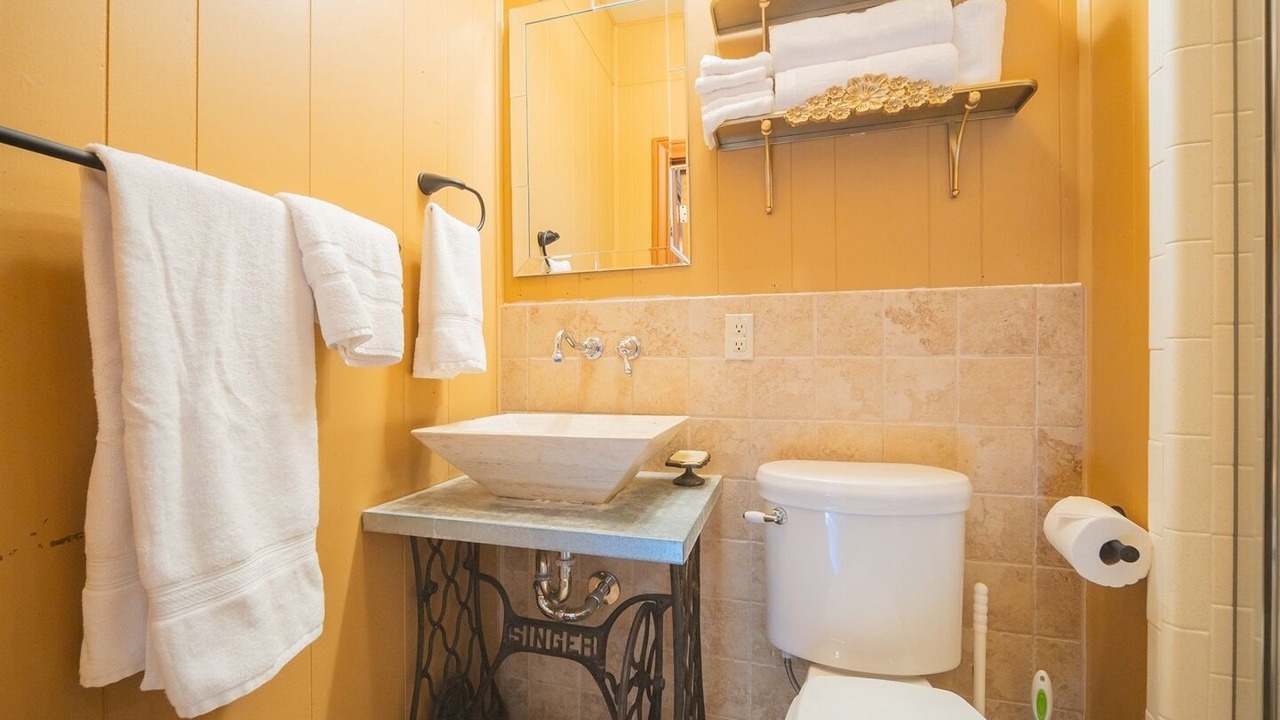 Photo of Bathroom in Sayles Blvd. Area