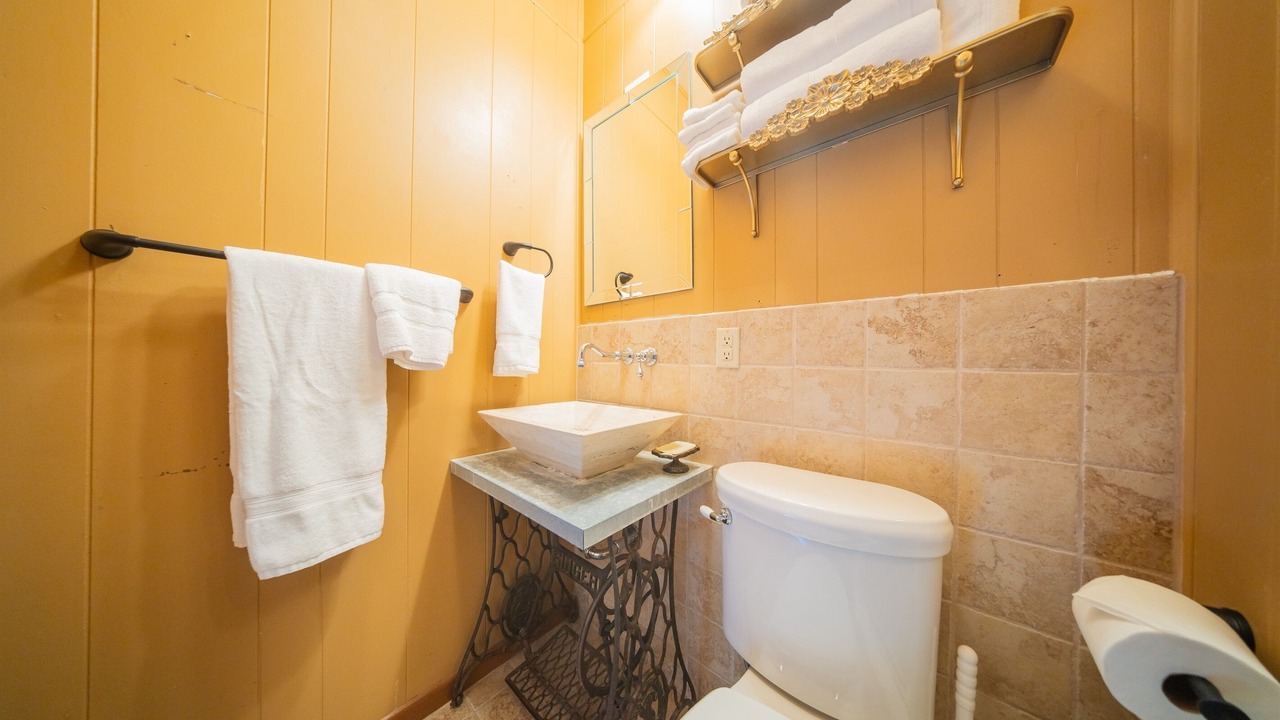 Photo of Bathroom in Sayles Blvd. Area