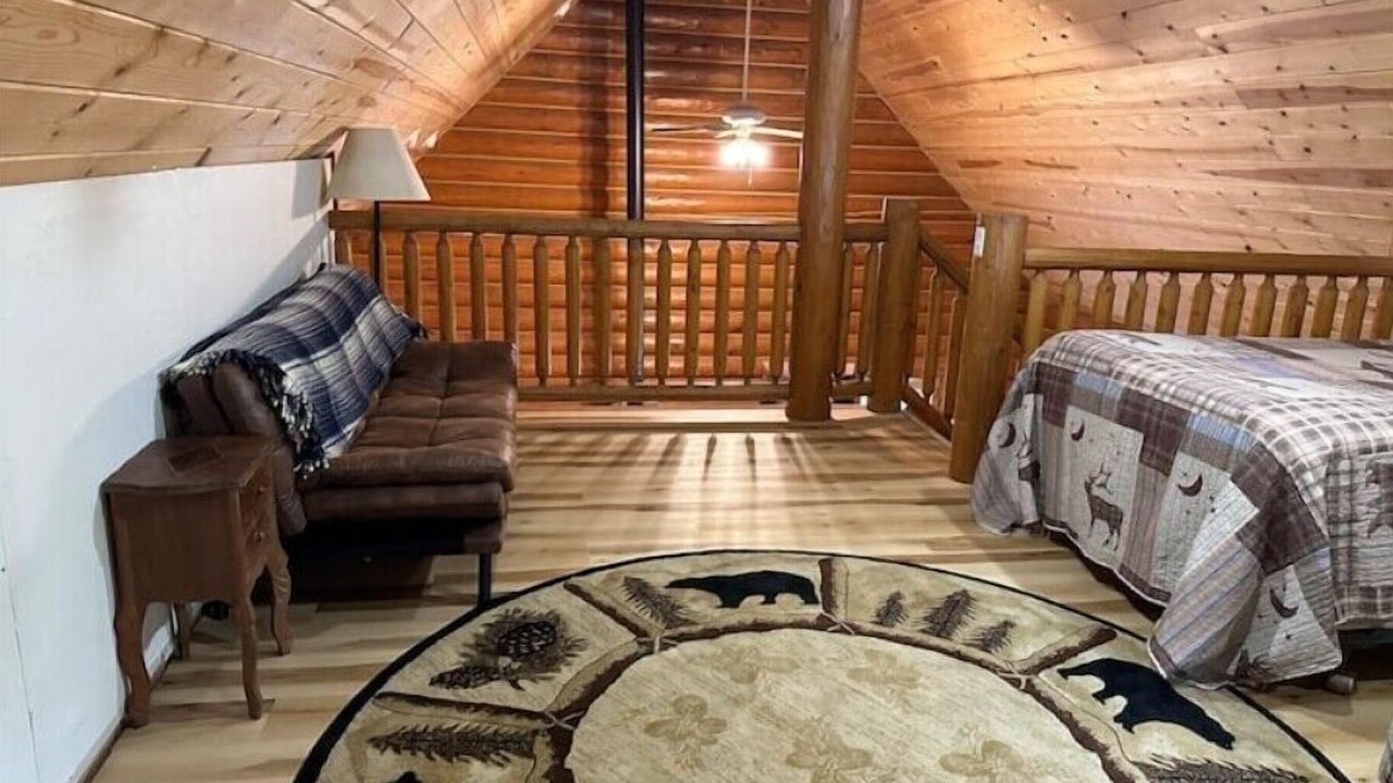 Photo of Bedroom in Coffee Creek