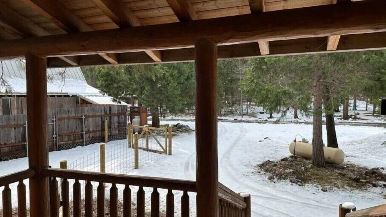 Photo of Outdoor in Coffee Creek