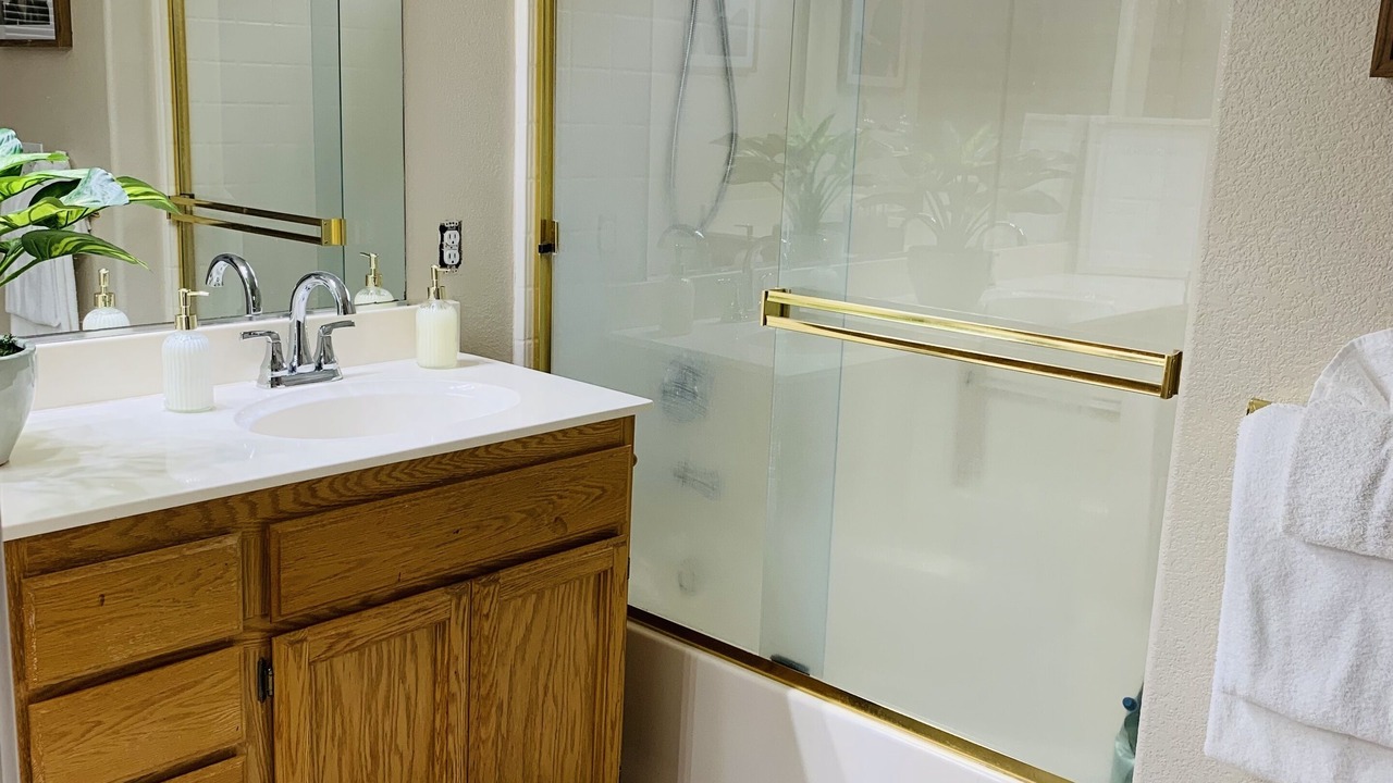Photo of Bathroom in North Natomas