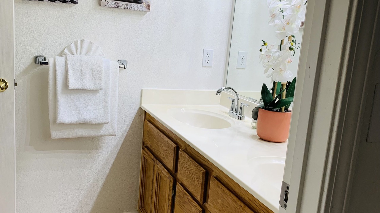 Photo of Bathroom in North Natomas