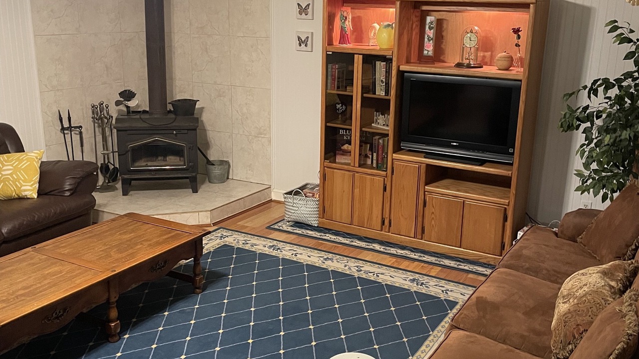Photo of Livingroom in Jasper