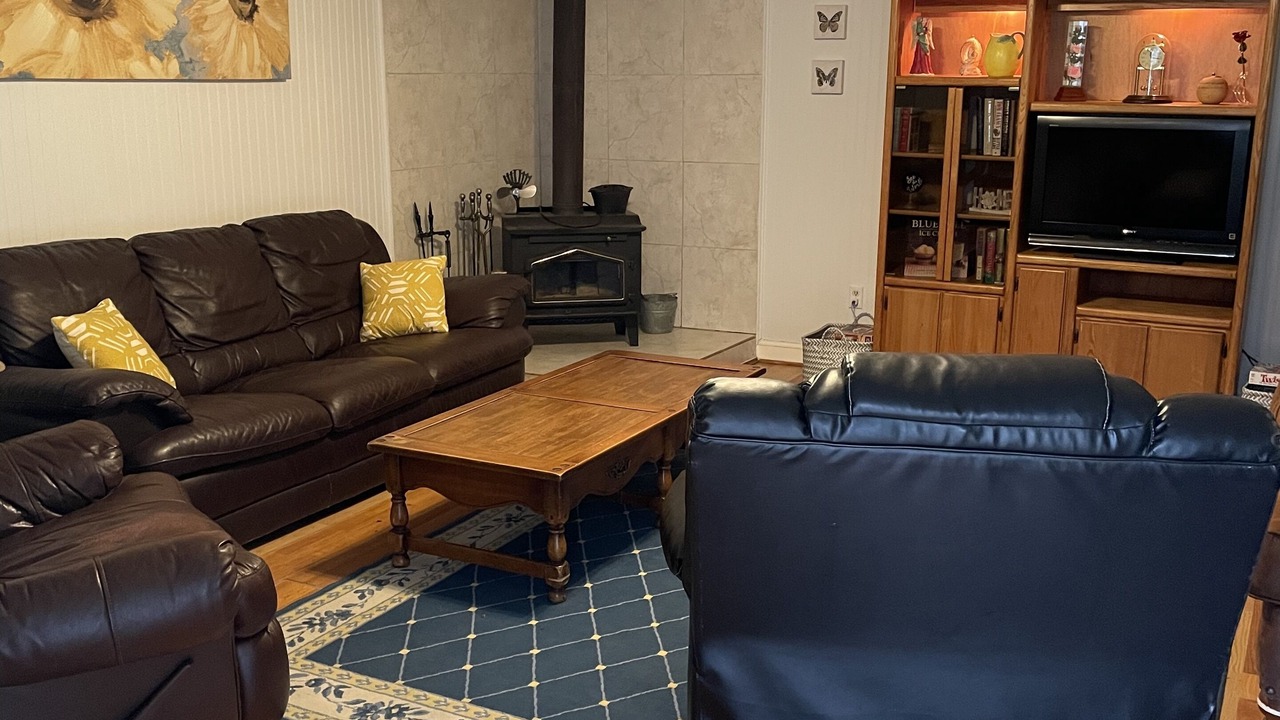 Photo of Livingroom in Jasper