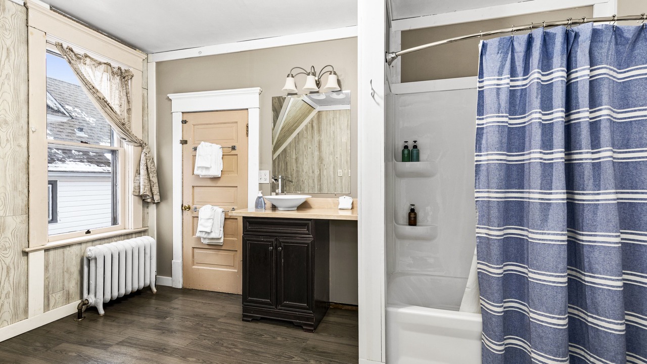 Photo of Bathroom in Two Harbors