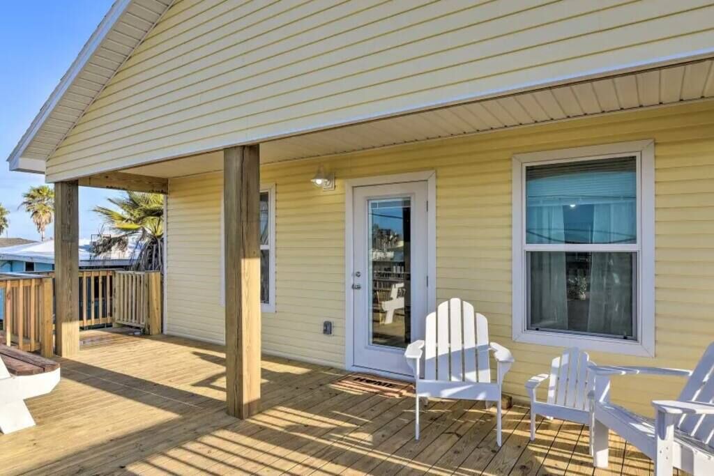 Photo of Patio Balcony in Surfside Beach