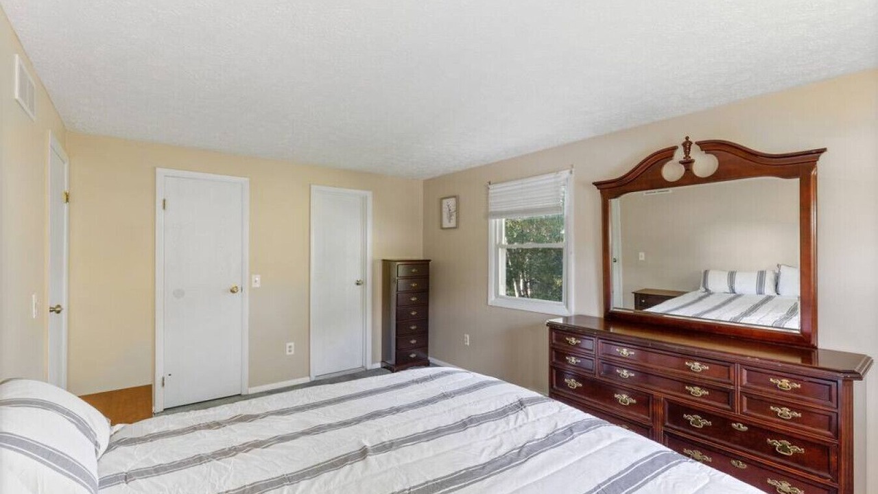 Photo of Bedroom in Chili Center