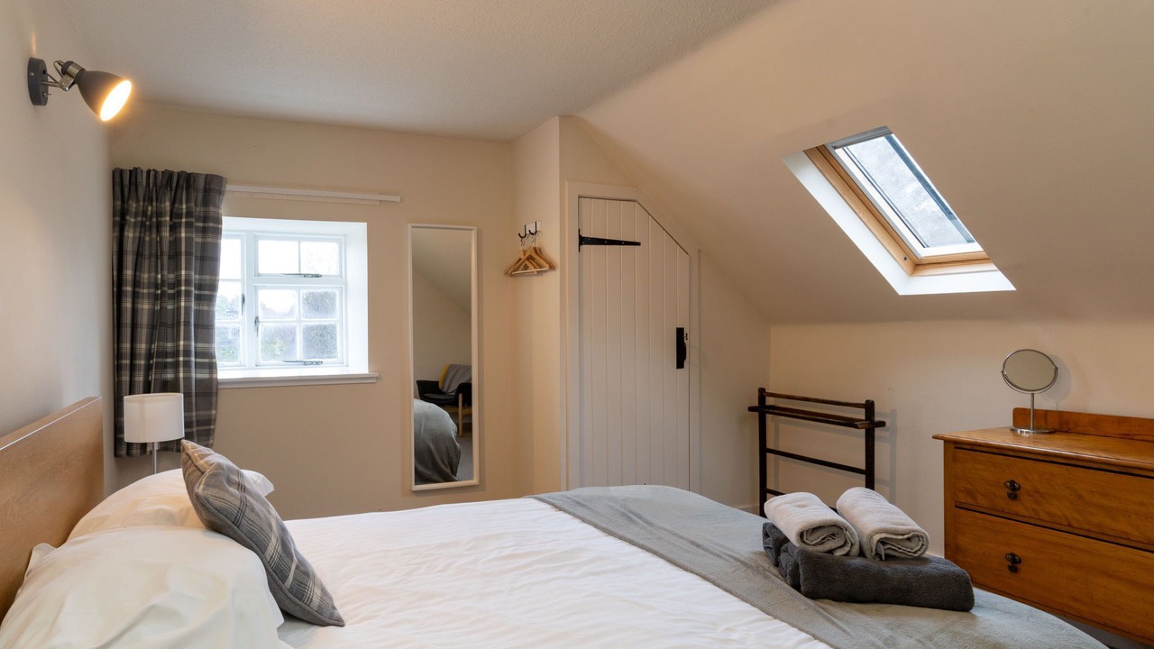 Photo of Others in Alvie