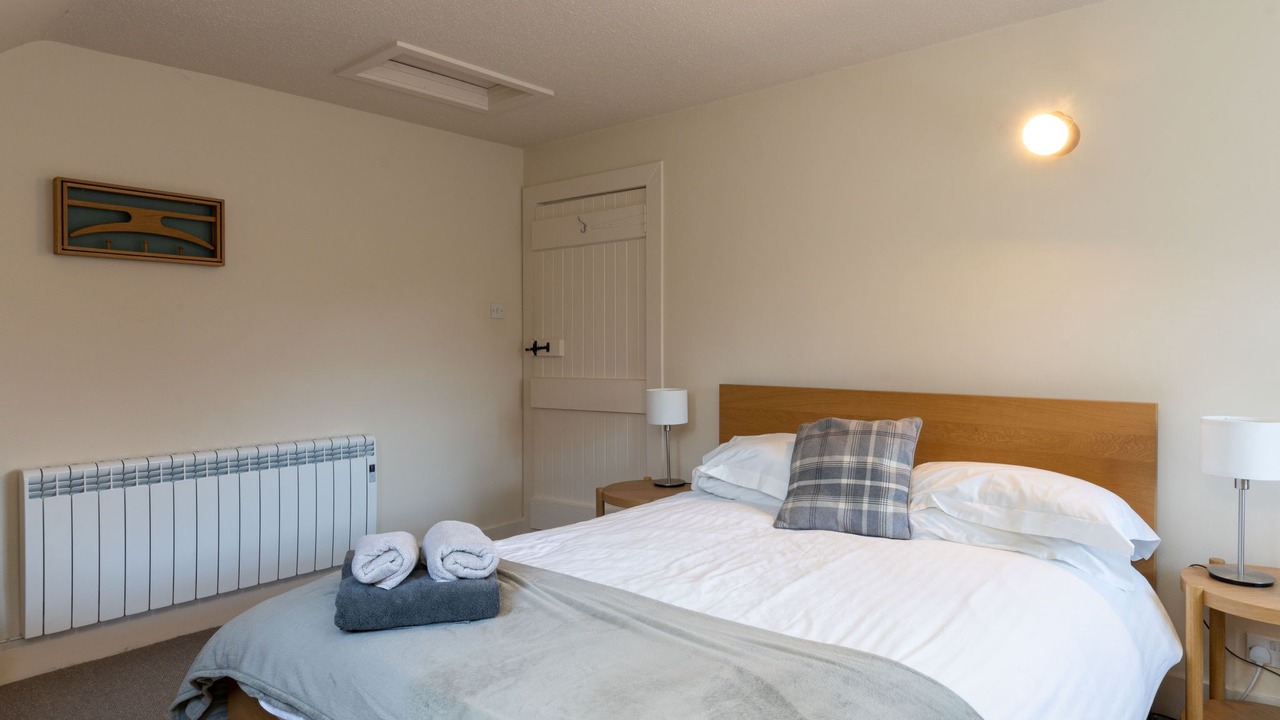 Photo of Others in Alvie