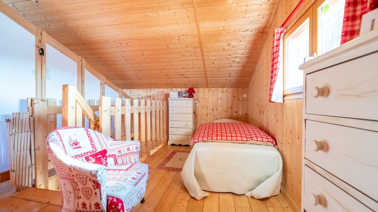 Photo of Bedroom in Saint-Laurent-en-Grandvaux