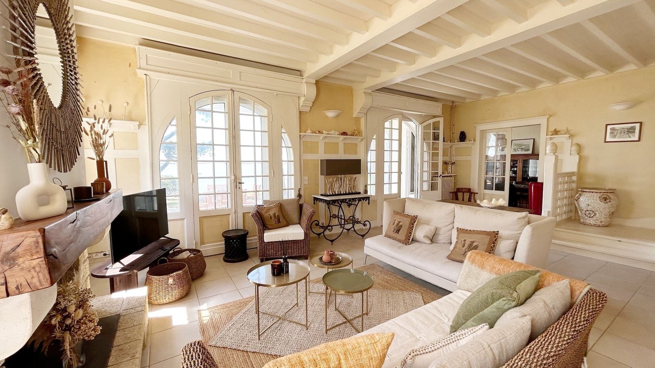 Photo of Livingroom in La Teste-de-Buch