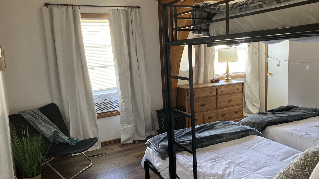 Photo of Bedroom in Kirksville