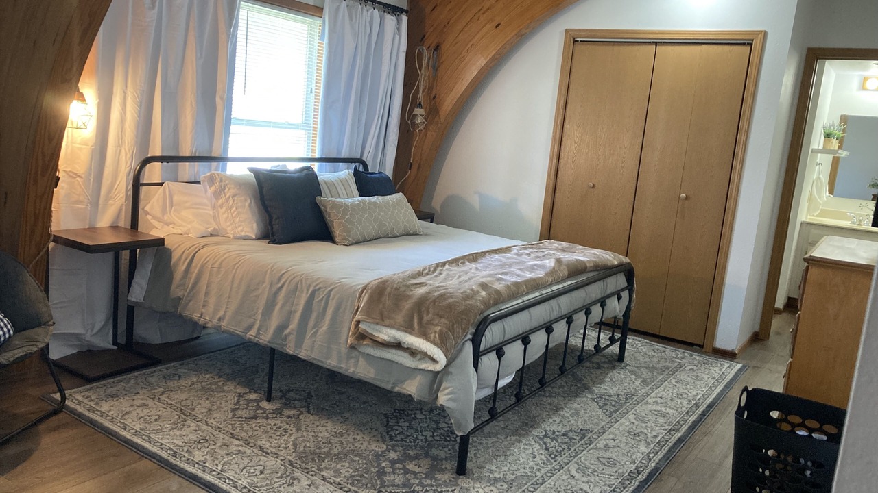 Photo of Bedroom in Kirksville