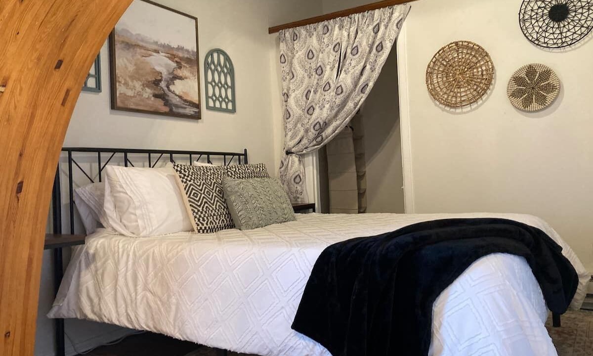 Photo of Bedroom in Kirksville