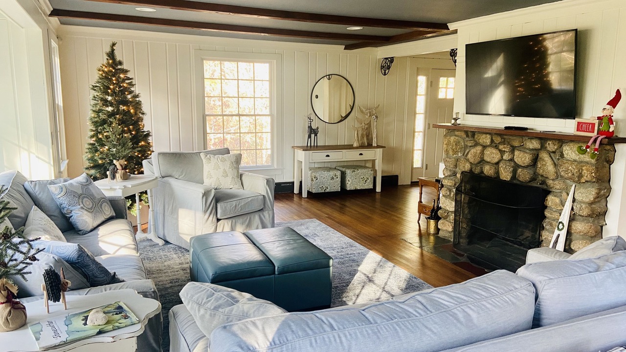 Photo of Livingroom in East Sandwich