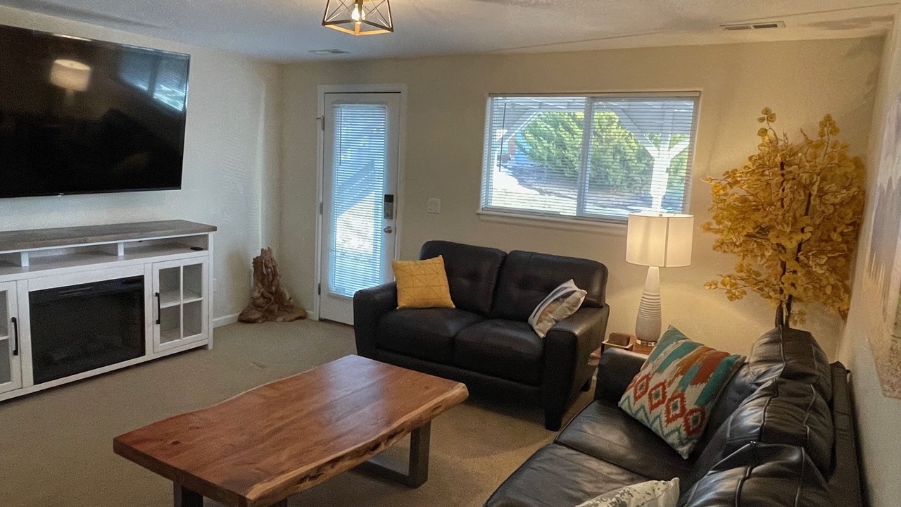 Photo of Livingroom in Briargate